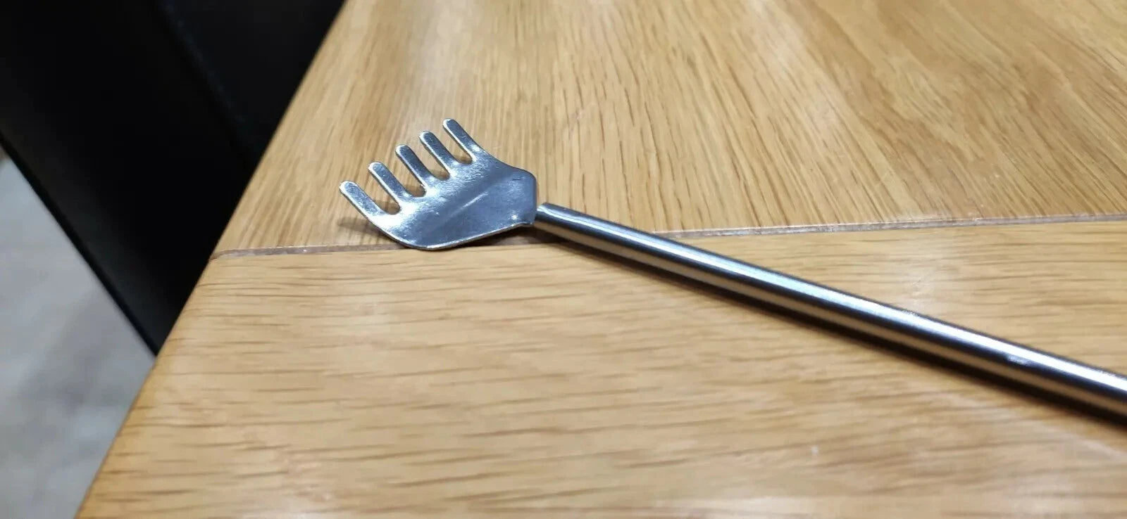 Back Scratcher Stainless Steel Telescopic Retractable  Massager Shipped from UK