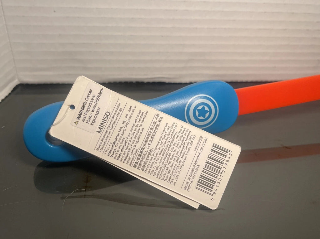 MINISO Manual Back Massagers Hammer Plastic Handheld Scratcher(Captain America)