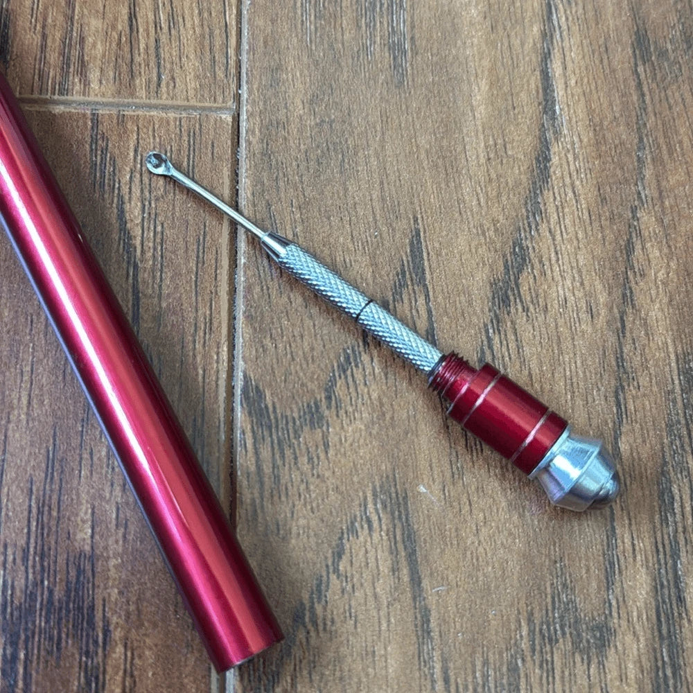 Red Silver Extendable Back Scratcher Ear Wax Remover Screwdriver