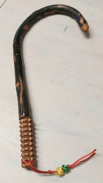 Vintage Hand Carved Wooden Back Massage Scratcher Stick